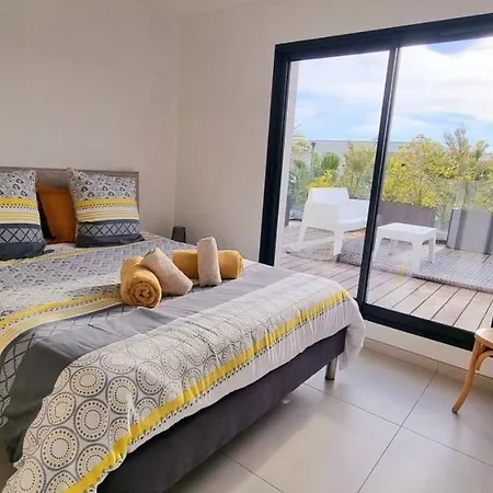 Semesterbostad Stunning Family With Pool In Cap D'agde