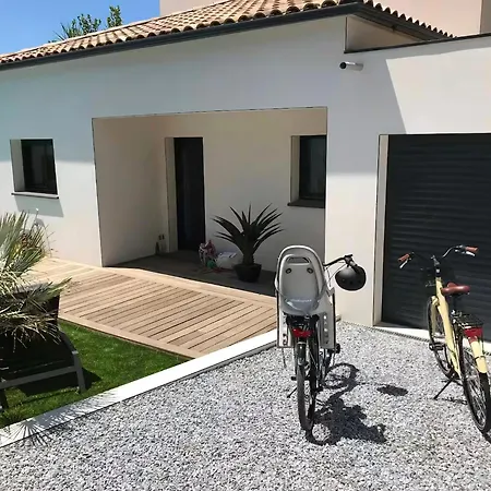 Stunning Family With Pool In Cap D'agde Vakantiehuis *