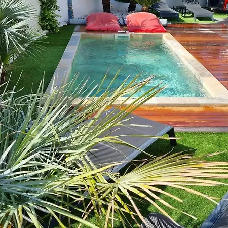Vakantiehuis Stunning Family With Pool In Cap D'agde *
